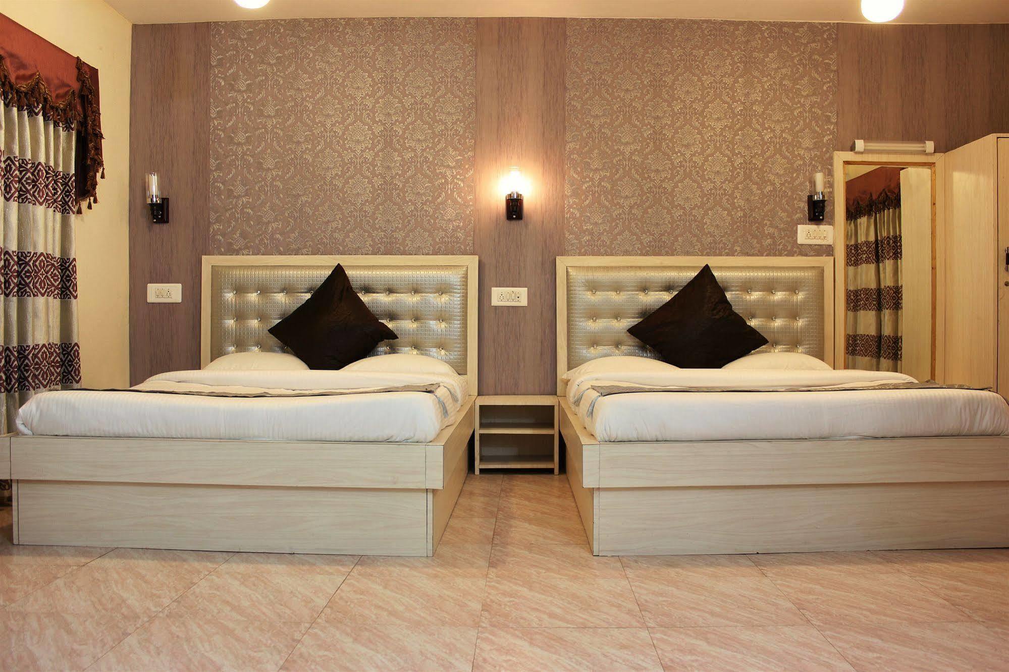 Hotel Walisons Resorts Srīnagar Eksteriør bilde